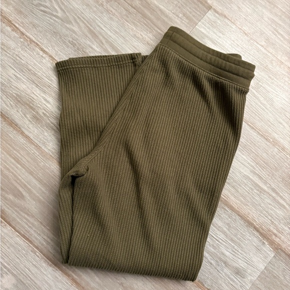 GAP Olive Ribbed Drawstring Pants - Picture 3 of 3